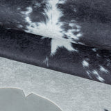 Etosha Black/Zwart Vloerkleed Antislip Imitatie Dierenprint Tapijt