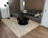 Tevreden klant die een Moonay Knuffel Fluffy vloerkleed heeft gekocht