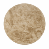 Rond fluffy vloerkleed beige – sfeerfoto in interieur
