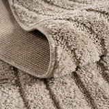 Close-up an Japandi Vloerkleed Beige – Organisch Boog Patroon – Hoog-Laag Reliëf