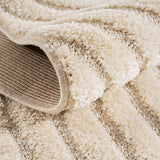 Close-up van Vloerkleed 'Zen Arches' – Cream Japandi Design met Textuur