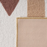 Achterkant kindervloerkleed COCO crème – latex antislip rug detail