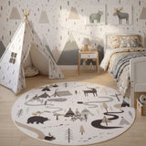 Rond bosdieren vloerkleed COCO crème in kinderkamer – sfeerfoto
