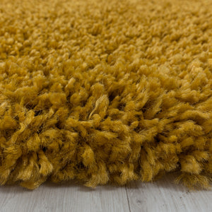 Sydney Shaggy Gold/Goud Vloerkleed Hoogpolig Zachte Tapijt